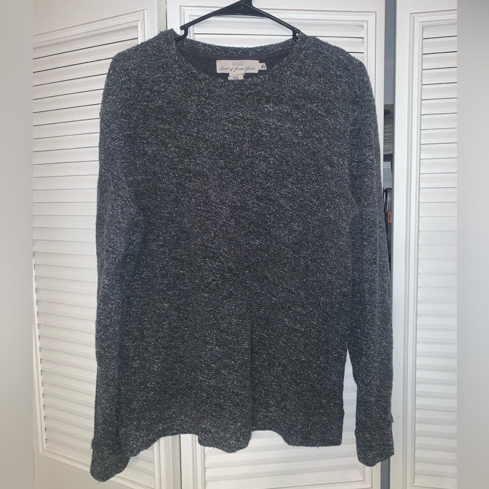 Gray sweater